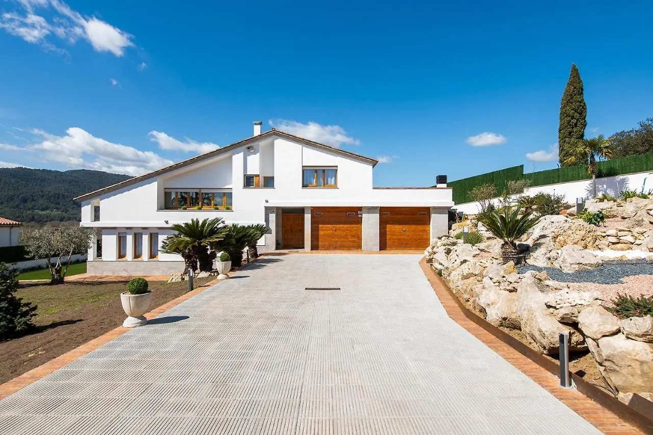 Villa Casa Mirestany- Wonderful House With Amazing Views Banyoles